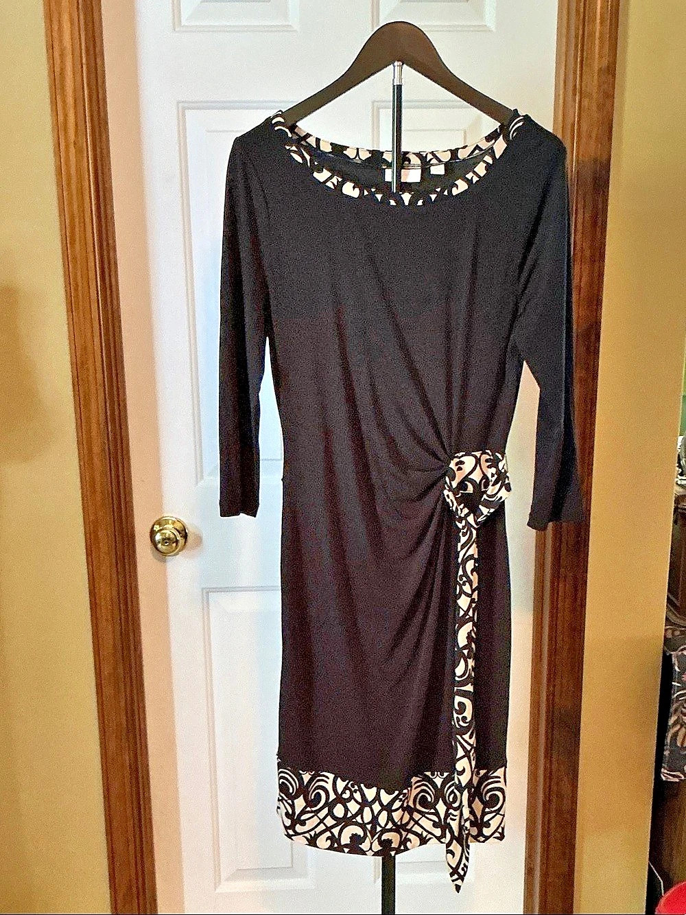 New York & Company Abstract Trim Midi Dress Black & Tan Medium Like New